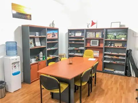 Oficina en Venta 27 años
