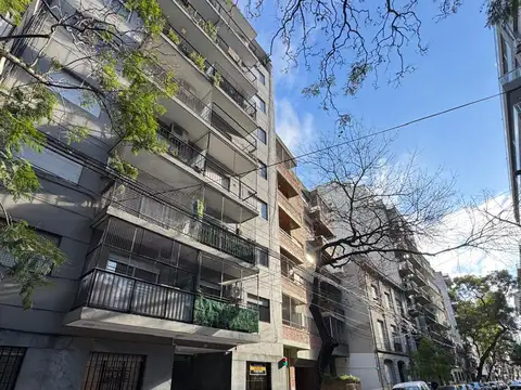 2 AMB AL FRENTE CON PATIO PB  APTO PROFESIONAL  u$s 83.000. 