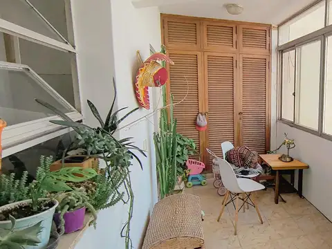 Departamento 5 ambientes con 2 baños