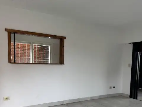 Casa en Venta en Hurlingham, USD 110.000