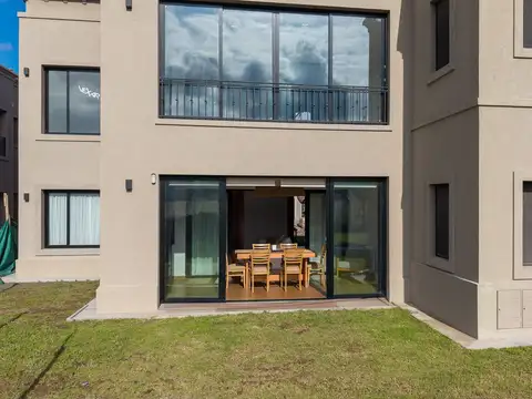 Departamento 4 ambientes con 2 baños