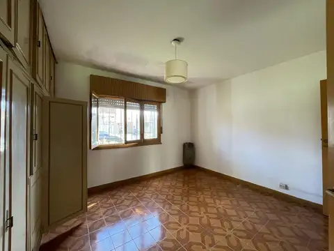 Casa en Venta en Garin, USD 100.000