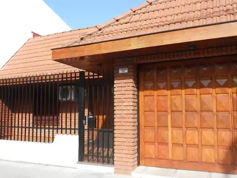 ¡Oportunidad! Casa 4 Amb. Apto Credito en Villa Martelli | J