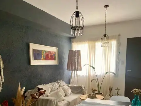 Casa 2 ambientes con 2 baños