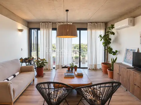 Departamento en venta 3 ambientes con terraza propia en Castelar
