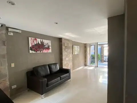 Departamento en Alquiler en Moron Sur, $ 450.000