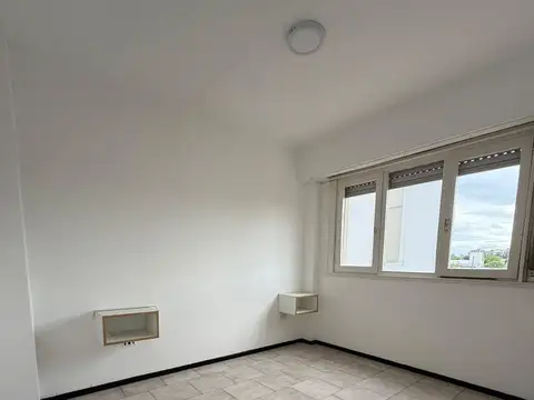 Departamento en Alquiler en Barrio 2 De Abril, $ 800.000