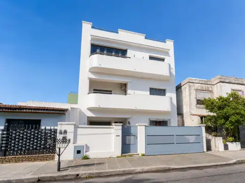 VENTA CASA 5 AMB PILETA COCHERA QUINCHO - RAMOS