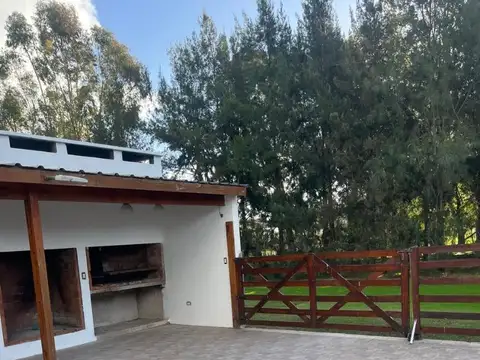 Casa 5 ambientes con 4 baños