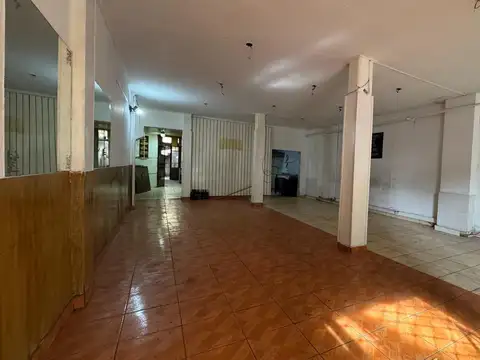 Local en Villa Pueyrredon de 200m2, con frente de 6 metros PLENO FOCO COMERCAIL