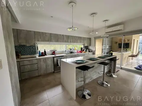 Casa en Alquiler al Norte