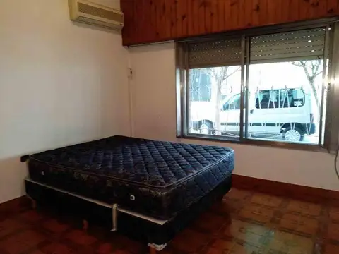 Casa 3 ambientes. | CALCAGNEO 2961