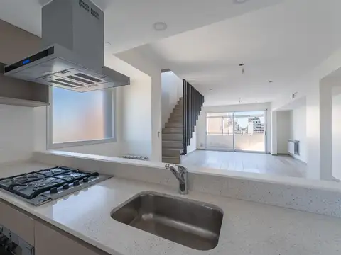 Exclusivo Depto 3 Dormitorios Con Cochera Y Terraza Única - A Pasos De Bv. Oroño (Barrio Lourdes)
