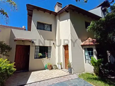 Venta Casa Bella Vista 5 ambientes Apta Credito Hipotecario