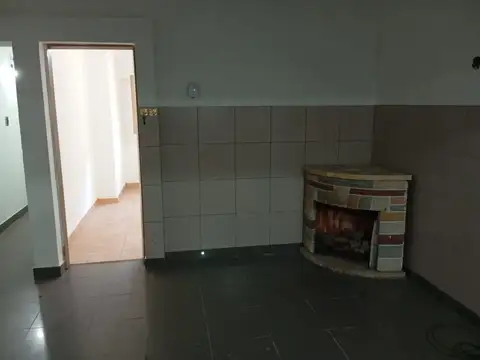 Depto Tipo Casa en Venta en Caseros, USD 32.000