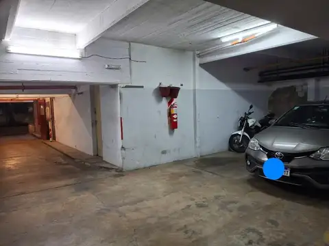 Cochera en Planta Baja Amplia y Segura en Parque Patricios