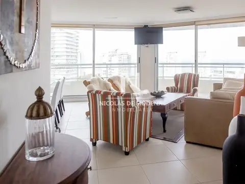 Se vende apartamento en ocean drive II de 3 dormitorios, Punta del Este