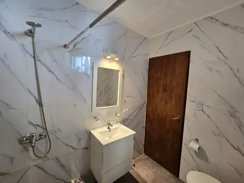 Depto Tipo Casa Monoambiente con 1 baño