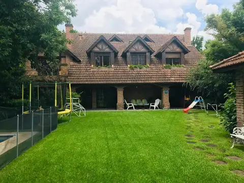 Casa en Venta de 8 dormitorios