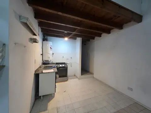 Presidente Juan Domingo Perón 8000