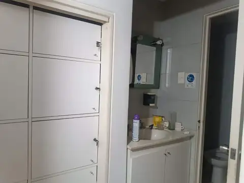 Excelente oficina super luminosa amoblada