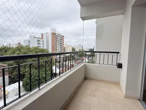 Departamento en Alquiler con 1 cochera