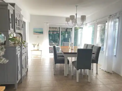 Bº cerrado *BARRANCAS DE SAN ISIDRO* 7AMBIENTES