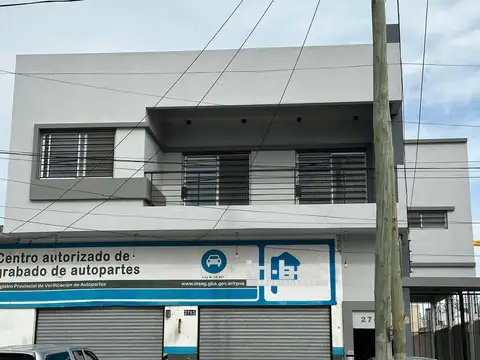 Ph - Alquiler - Argentina, Berazategui - Calle Av. Eva Peron  2749