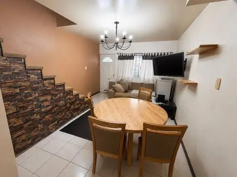 Depto Tipo Casa en Venta en Ituzaingó Sur, USD 105.000