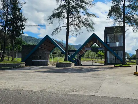 REAL OPORTUNIDAD! Terrenos centrales en barrio Aires de Pedemonte, San Pablo, con escritura!