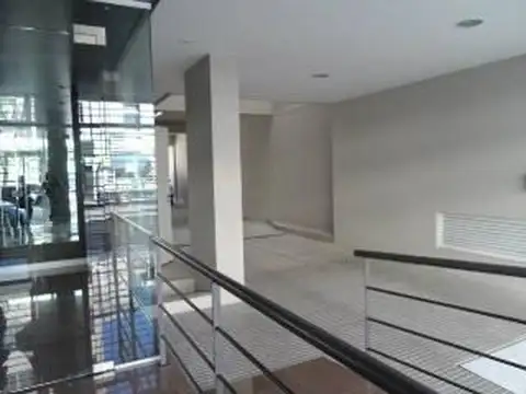 Av. Entre Ríos 1600, Piso 1