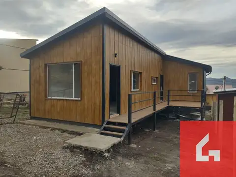 Casa en venta c/ cochera en San Martin de los Andes
