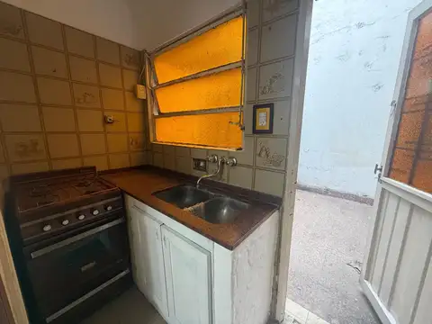 Depto Tipo Casa 3 ambientes con 1 baño