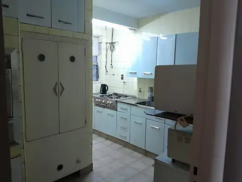 Departamento 4 ambientes con 2 baños