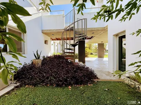 Casa en Venta en La Loma  - Lujan, USD 390.000