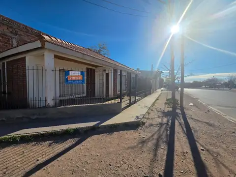 Vende casa de 3 dorm+dpto de 1 dorm. en Rincón de los Sauces