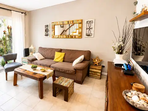 Depto Tipo Casa 3 ambientes con 1 baño