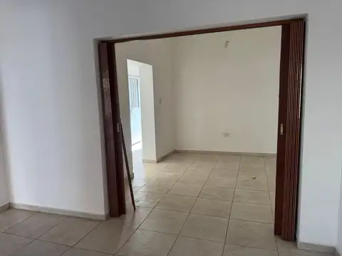 Local en Alquiler en General Pueyrredón, $ 800.000