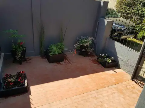 Depto Tipo Casa en Venta 1 año