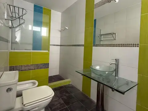 ALQUILER APARTAMENTO Y ESCRITORIO LA BLANQUEADA