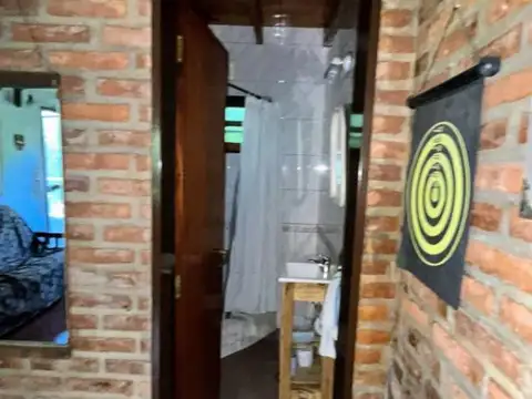 Casa 3 ambientes con 2 baños