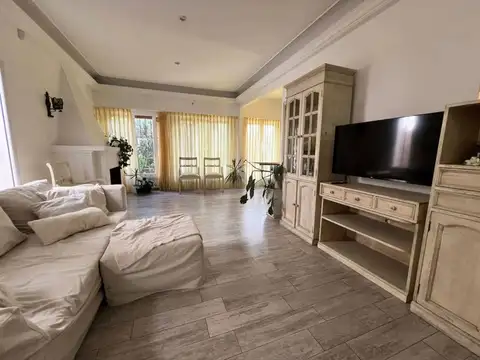 VENTA CASA 3 AMBIENTES RAMOS MEJIA BARRIO PILETA