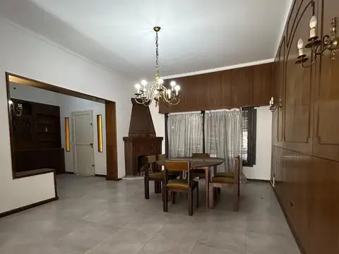Casa en Venta en Versalles, USD 300.000