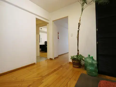 AV RIVADAVIA al 1600