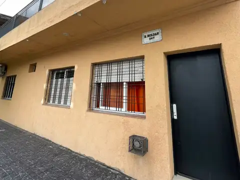 PH DE TRES AMBIENTES AL FRENTE -  ACCESO INDEPENDIENTE - TERRAZA PROPIA
