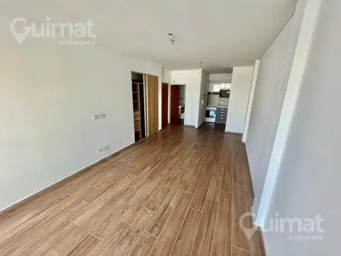 1 Amb Div c/ Balcon 43m2 - Beltran y Av. Rivadavia - Apto prof.