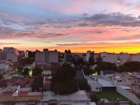 Venta Depto de 4 amb excelente ubicación Liniers
