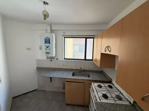 Alquilo Depto un Dor con Balcon. Rondeau 537