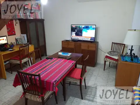 Depto Tipo Casa en Venta de 2 ambientes