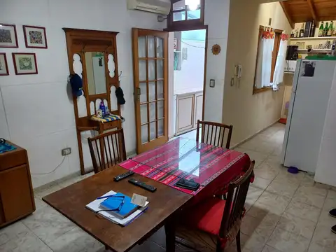 Depto Tipo Casa en Venta en Villa del Parque, USD 79.000